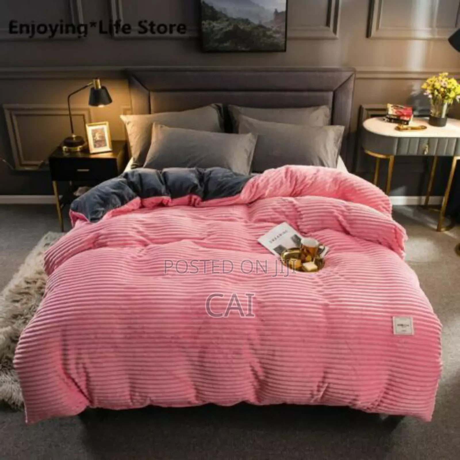 Tren Coral Duvet Set