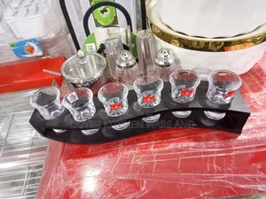 Shot Glass Holder With 6 Glasse Fortequila Whiskey Cocktail