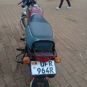 Bajaj Boxer 125 2023 Red