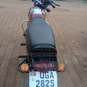 Bajaj Boxer 2024 Red