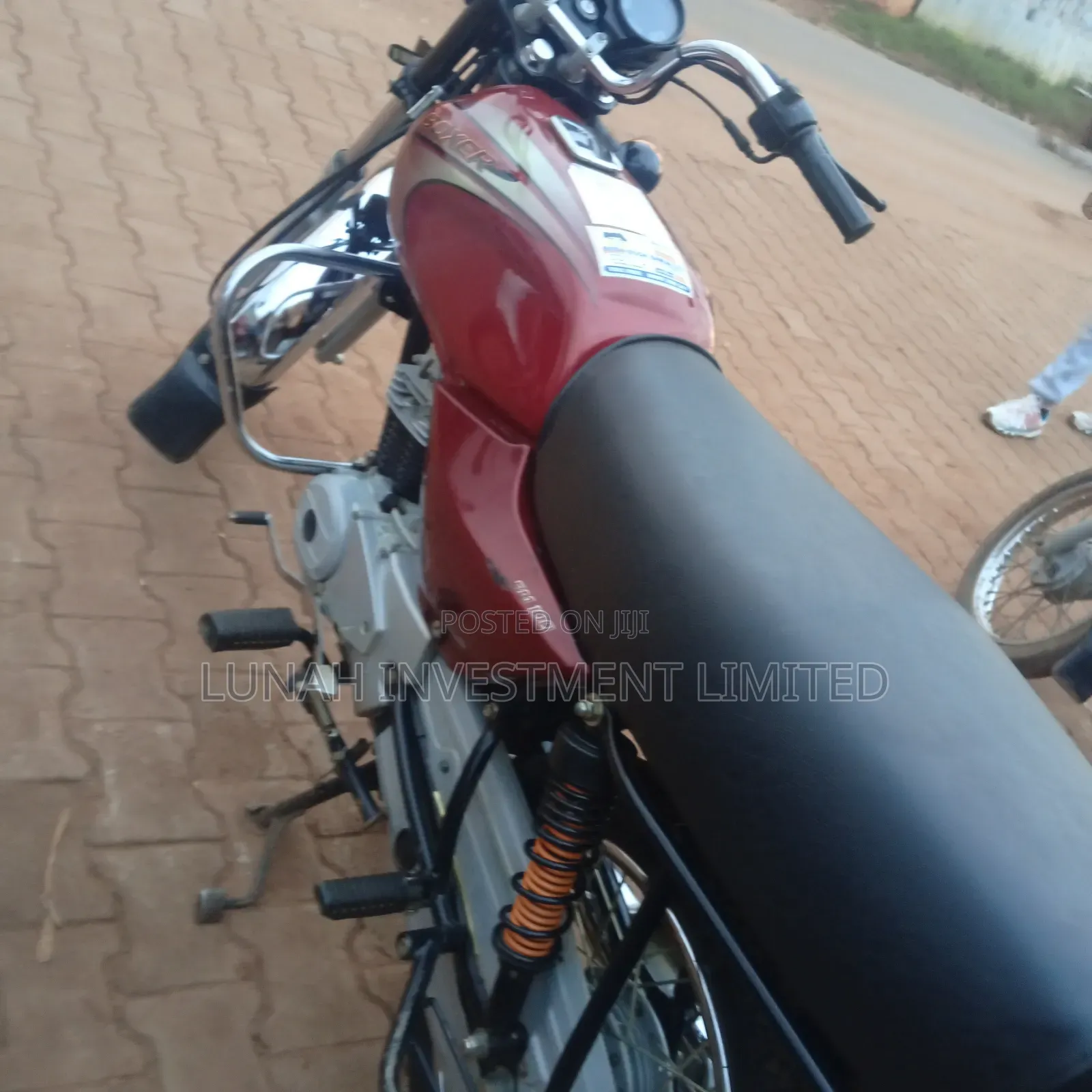 Bajaj Boxer 2024 Red