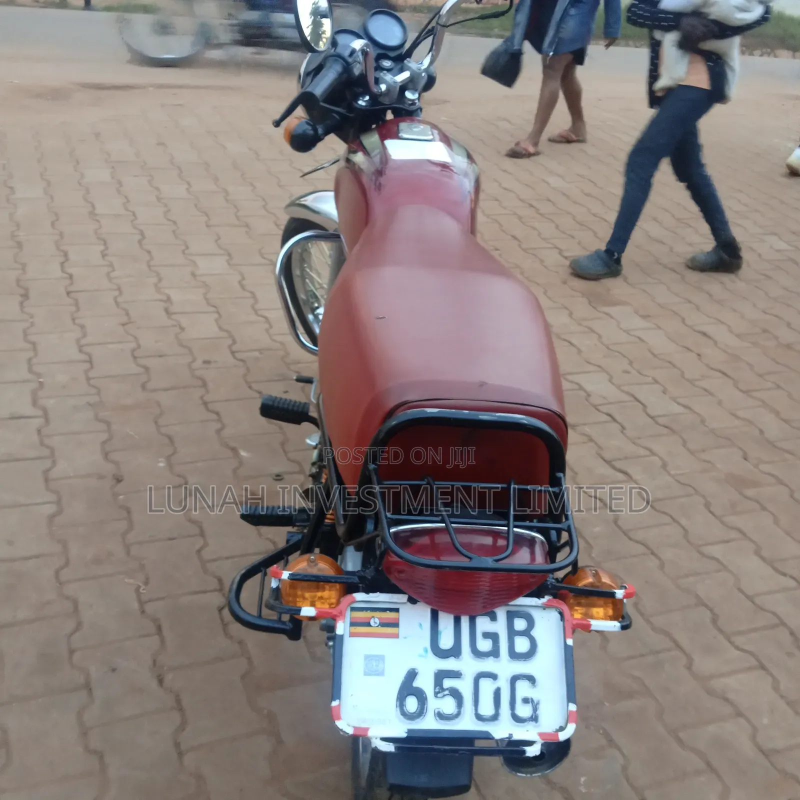 Bajaj Boxer 100 2024 Red