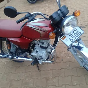 Bajaj Boxer 100 2024 Red