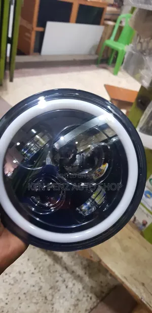 Hillux and Landcruiser LED Round Lights