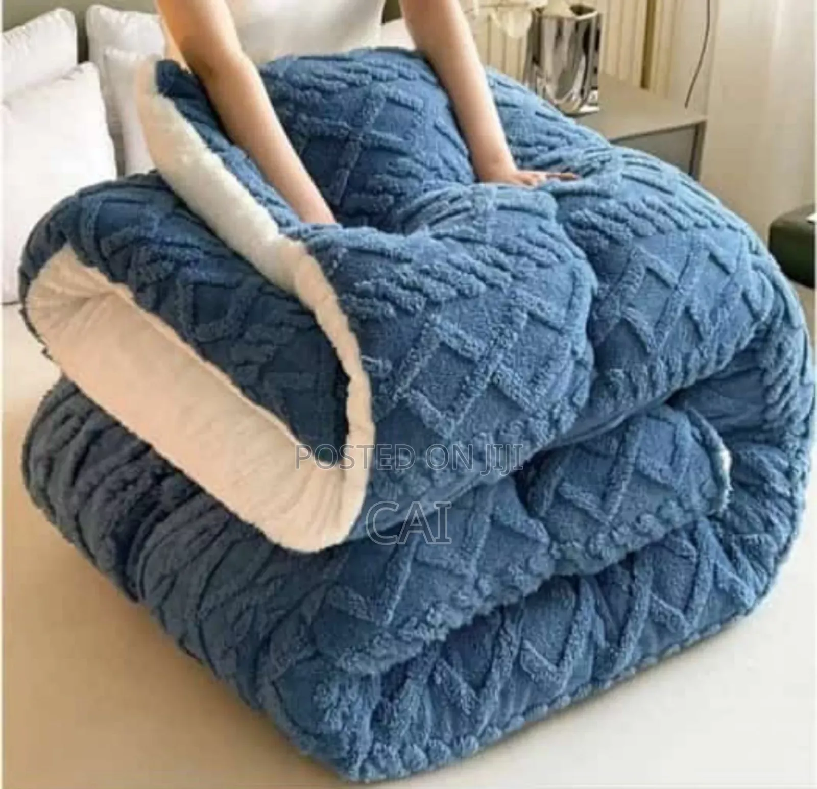 Smooth Warm Bedcover