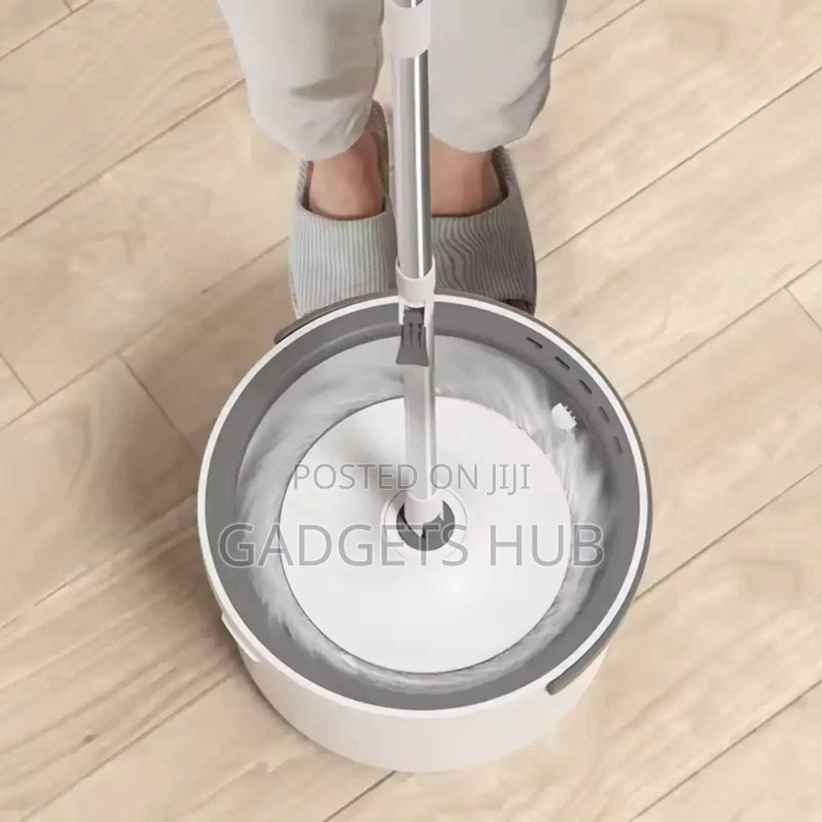 360 Hand Free Microfiber Mop and Bucket Set