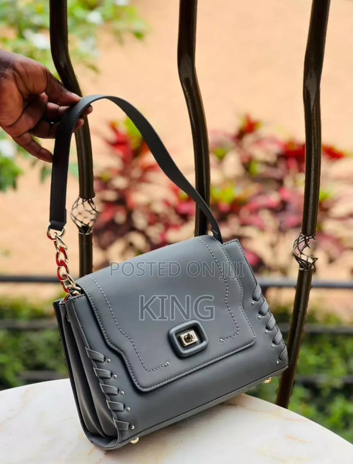Style Icon Deluxe Handbag