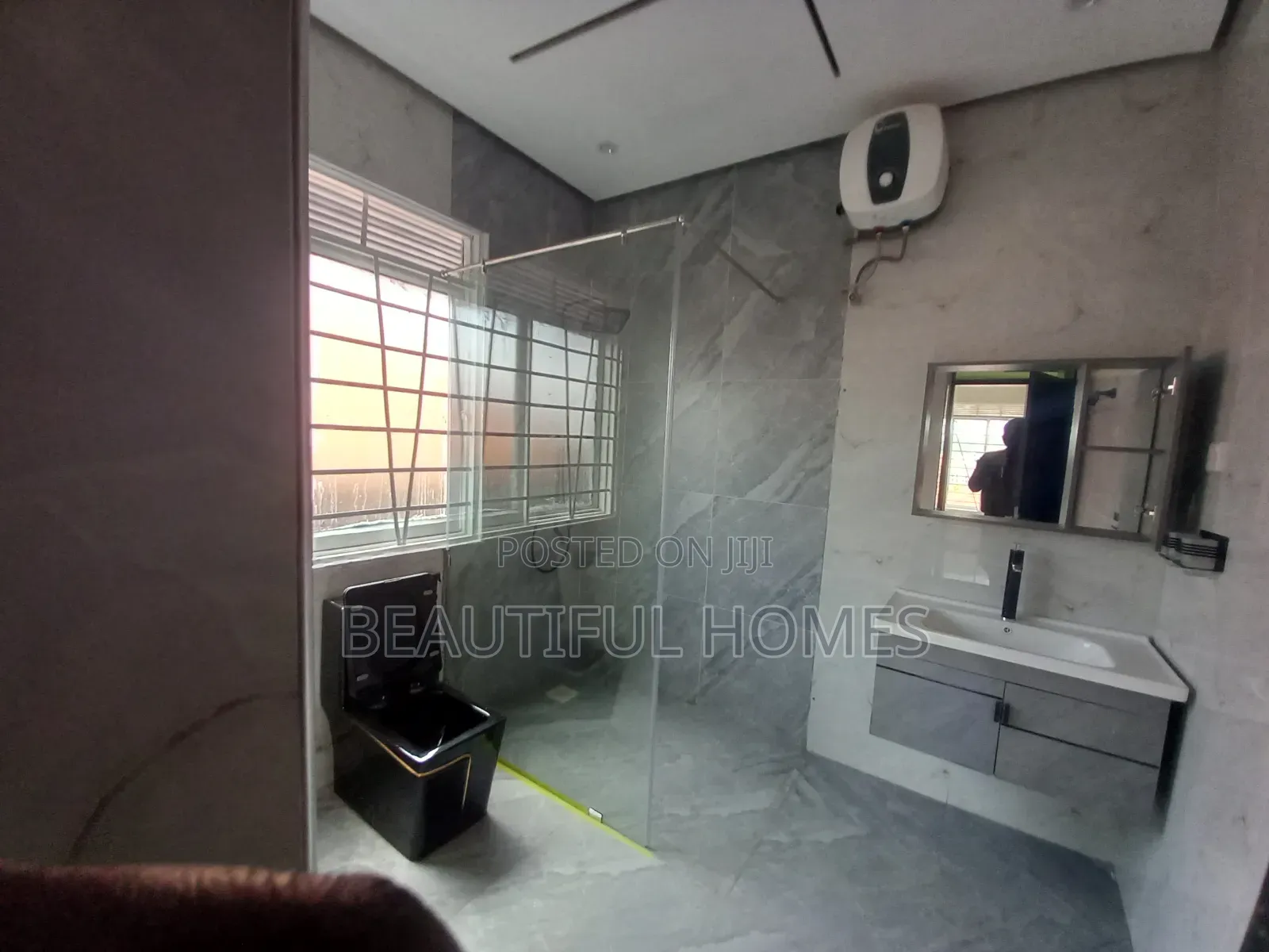 Furnished 4bdrm Villa in Kira, Central Division for sale