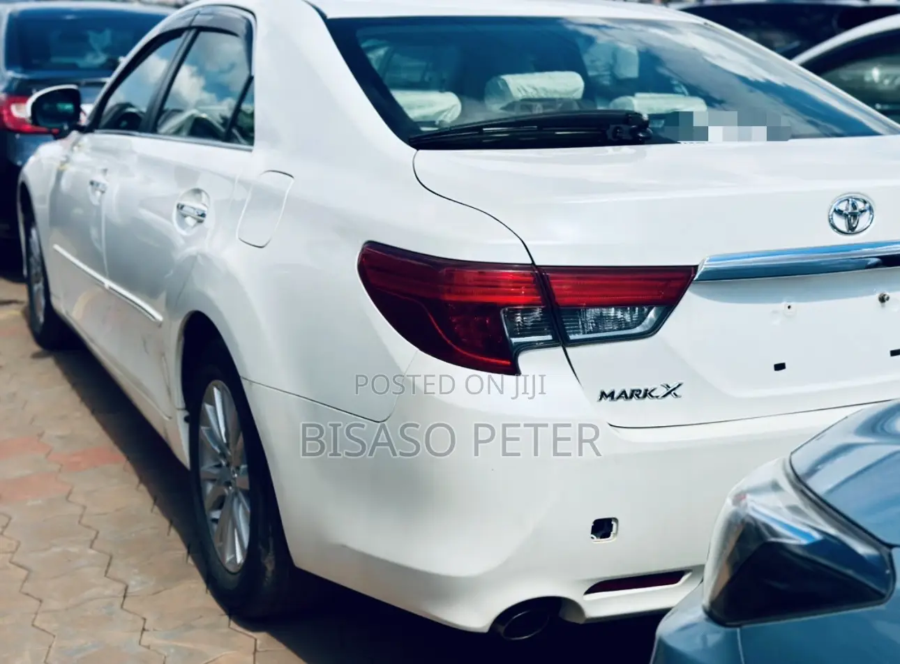 Toyota Mark X 2.5 RWD 2015 White