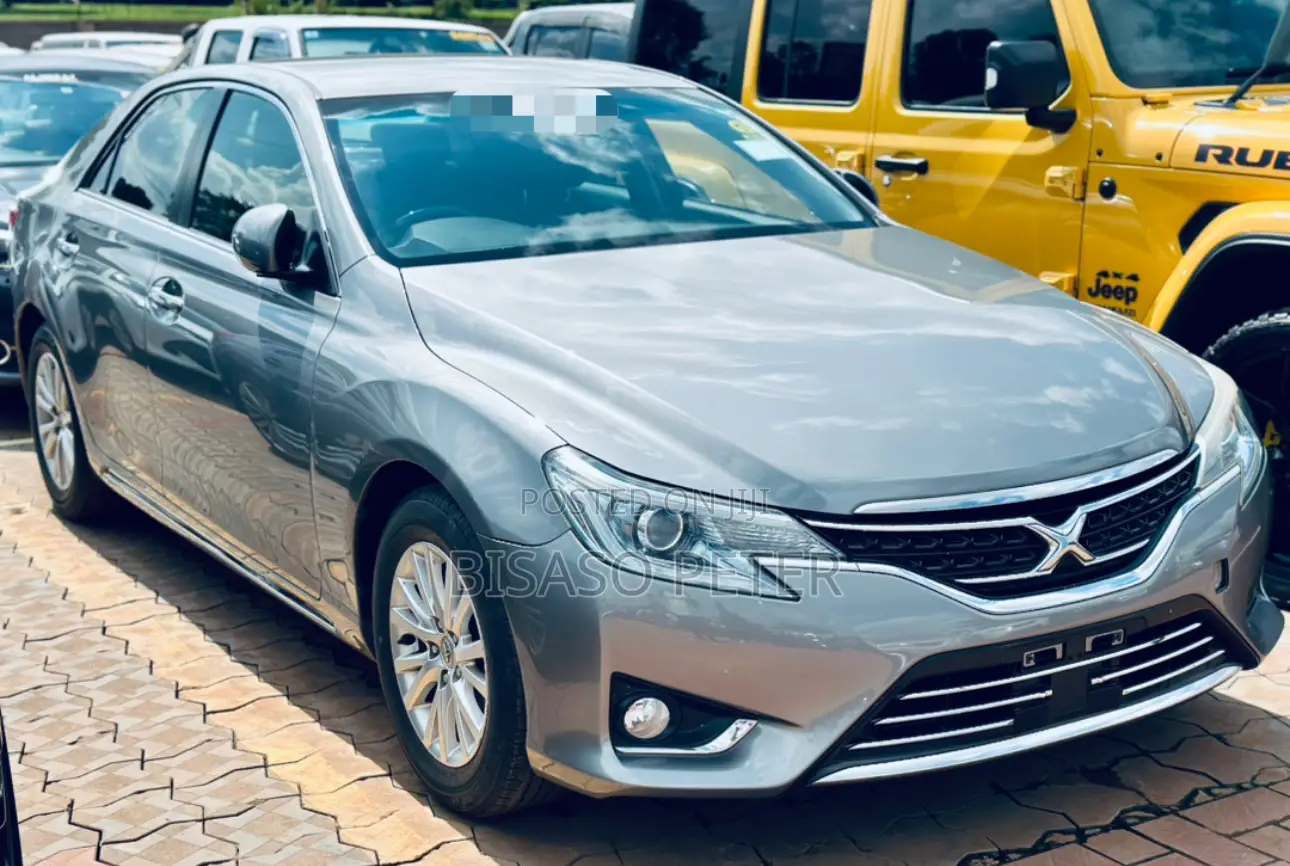 Toyota Mark X 2.5 RWD 2015 Silver