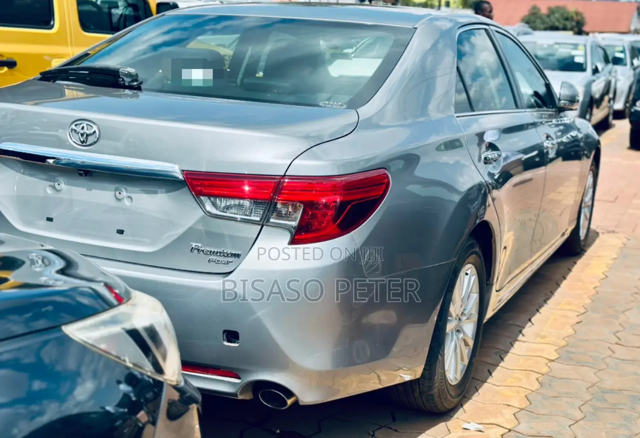 Toyota Mark X 2.5 RWD 2015 Silver