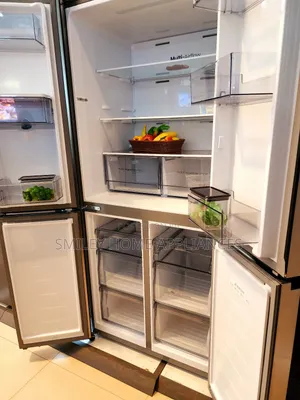 RQ 610ltrs Hisense Frost Free Refrigerator