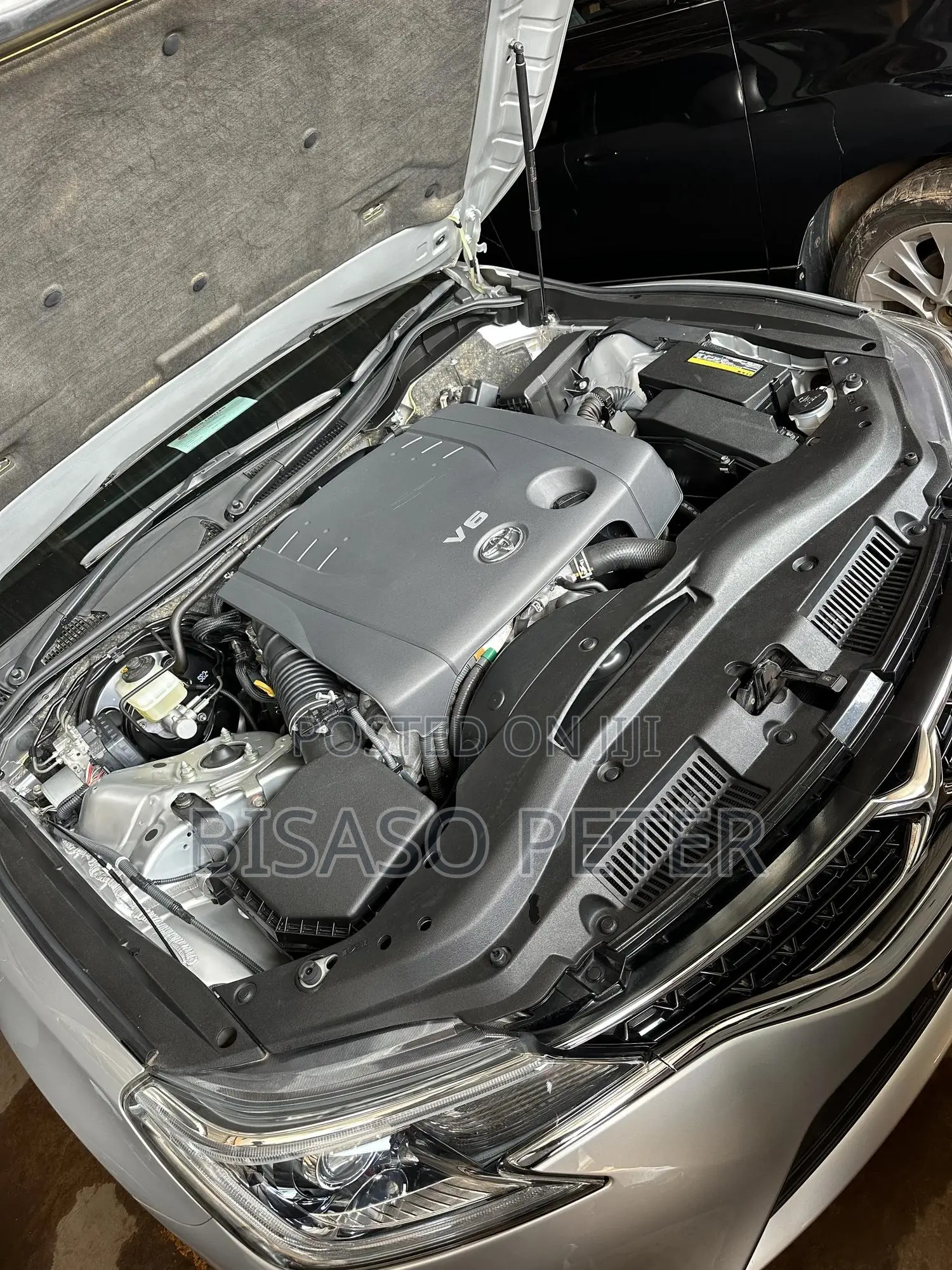 Toyota Mark X 2.5 AWD 2014 Silver