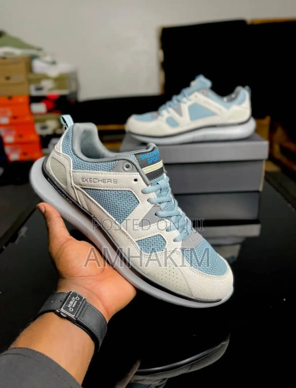 Classic Comfortable Skechers Quantum Flex in Stock