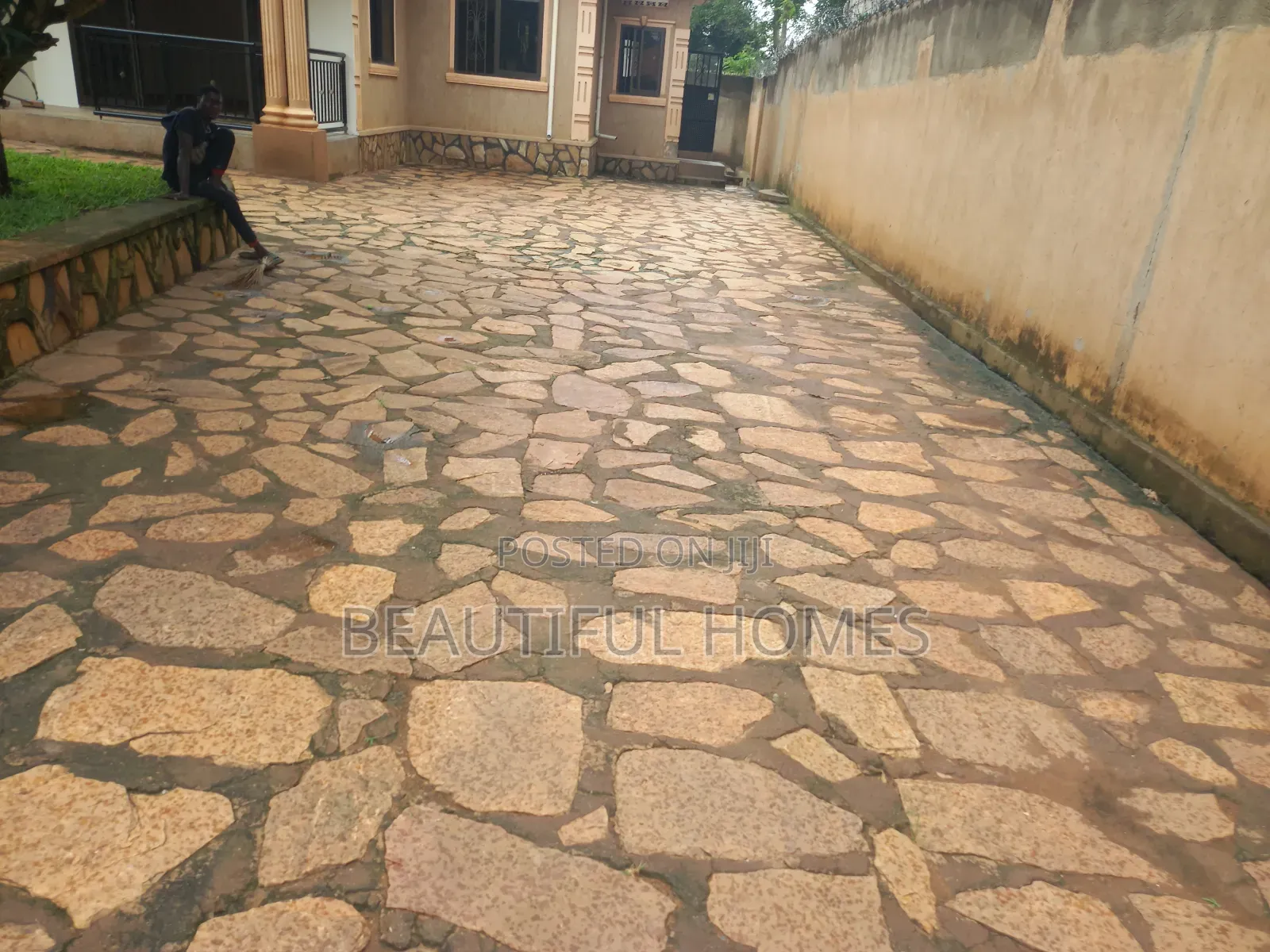 Furnished 3bdrm House in Najjera, Kira for sale