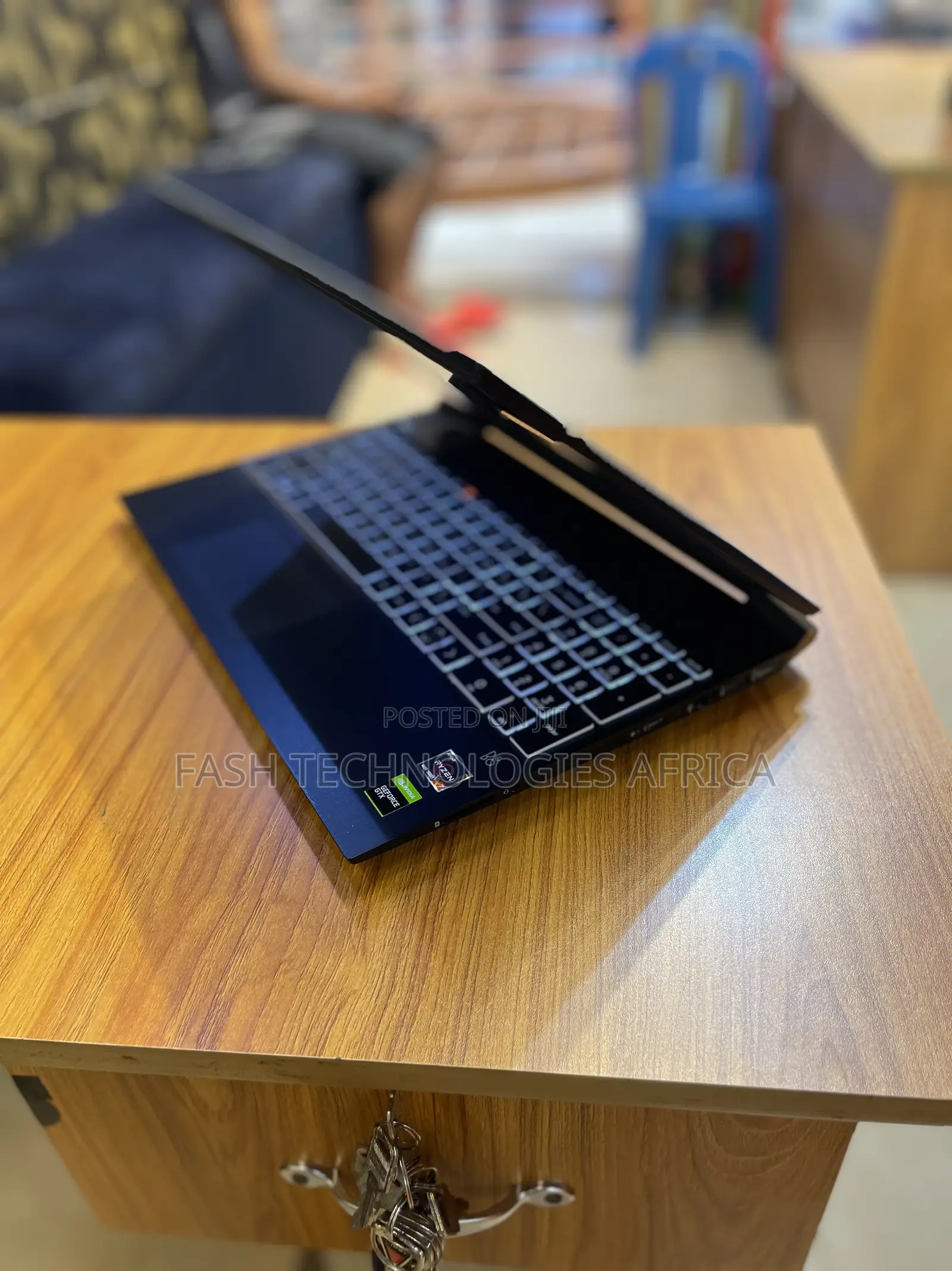 New HP Pavilion Gaming Laptop 15-Dk2xxx 16GB AMD Ryzen 7 SSD 512GB