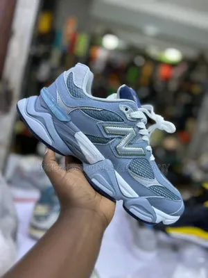 New Balance 9060 Triple Black