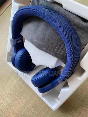 JBL LIVE 670NC Wireless On Ear Headphones With ANC