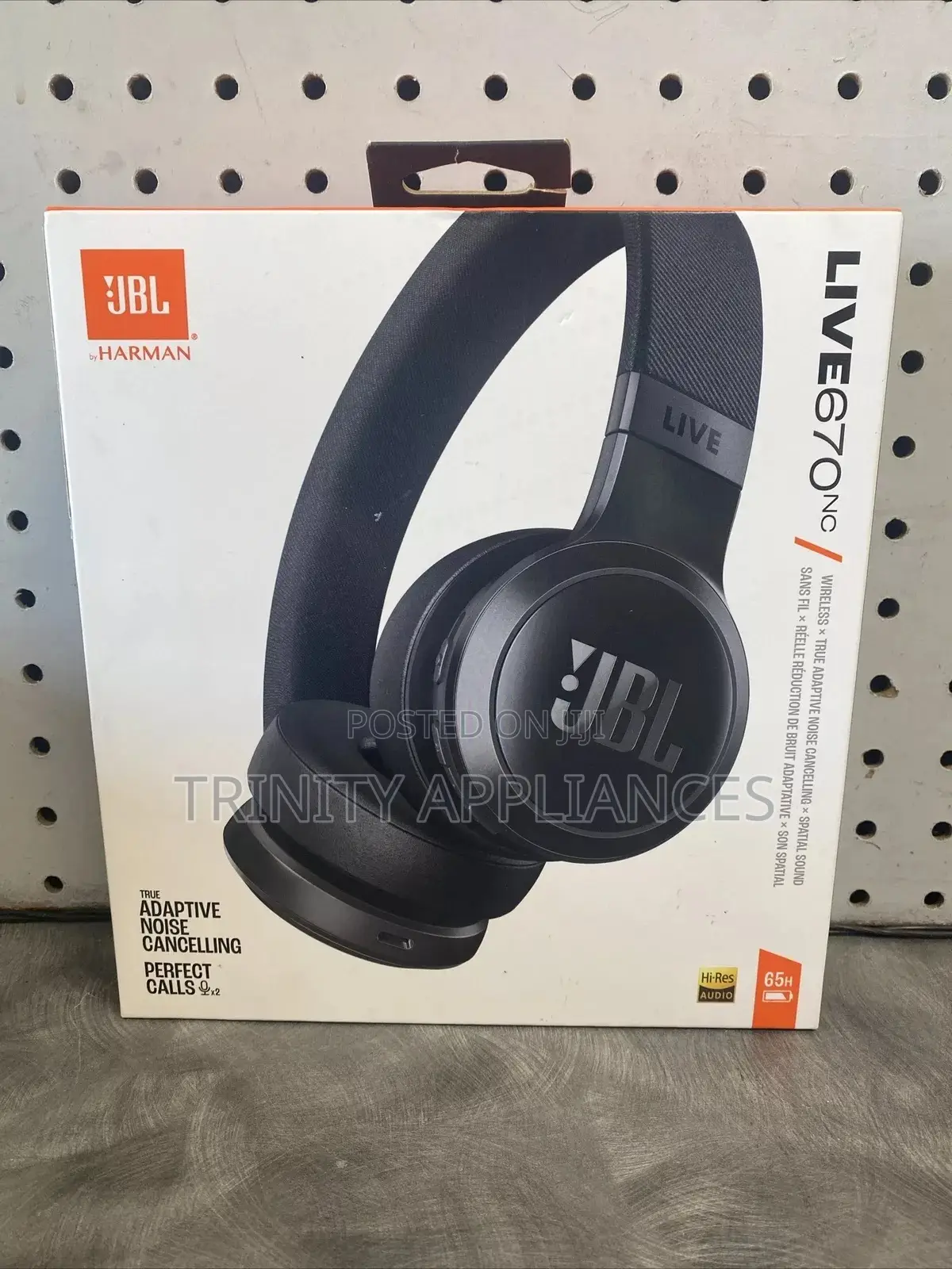 JBL LIVE 670NC Wireless On Ear Headphones With ANC