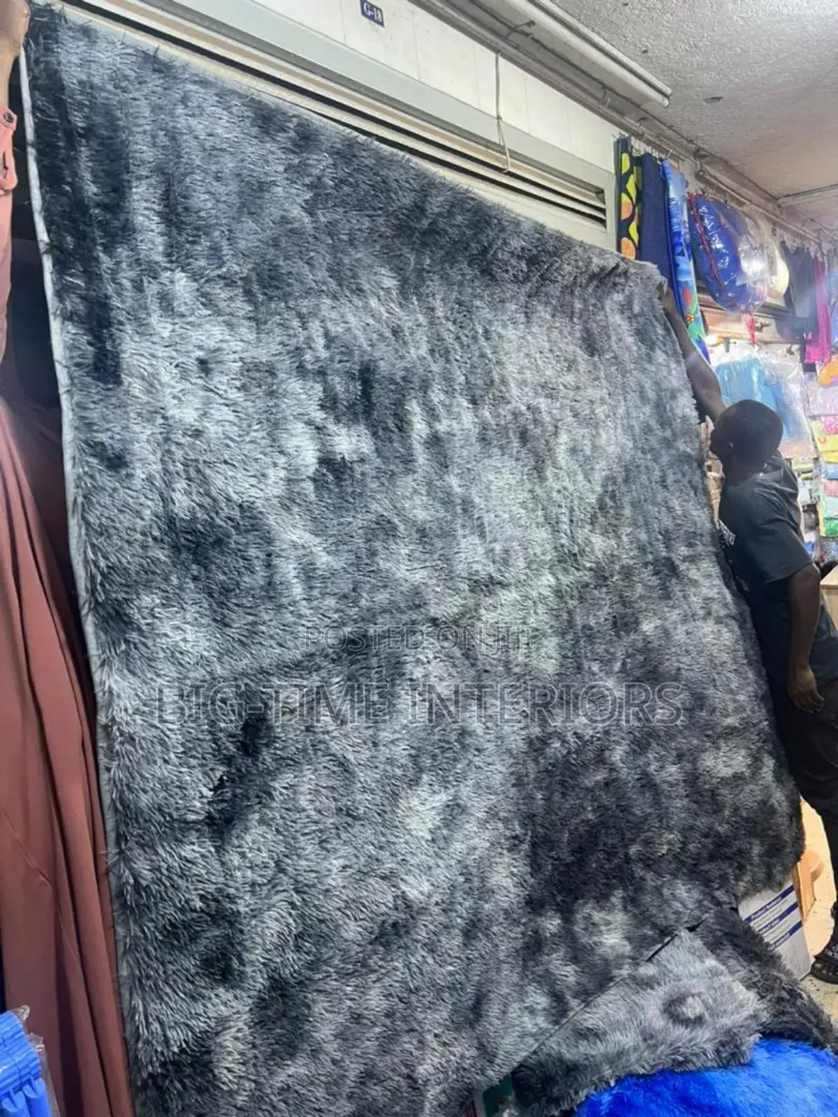 Soft Fluffy Center Carpet Large 2*3meters