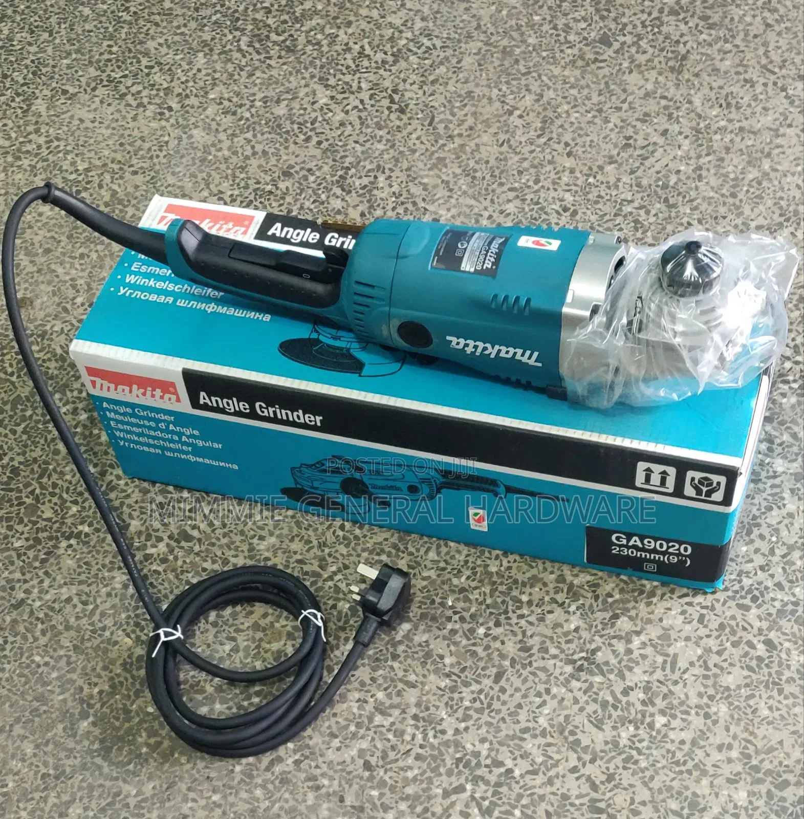 GA9020 Original Makita 9"