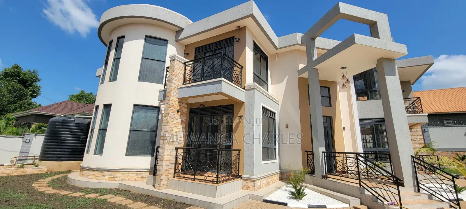5bdrm Duplex in Fs Properties Ltd, Kira for sale