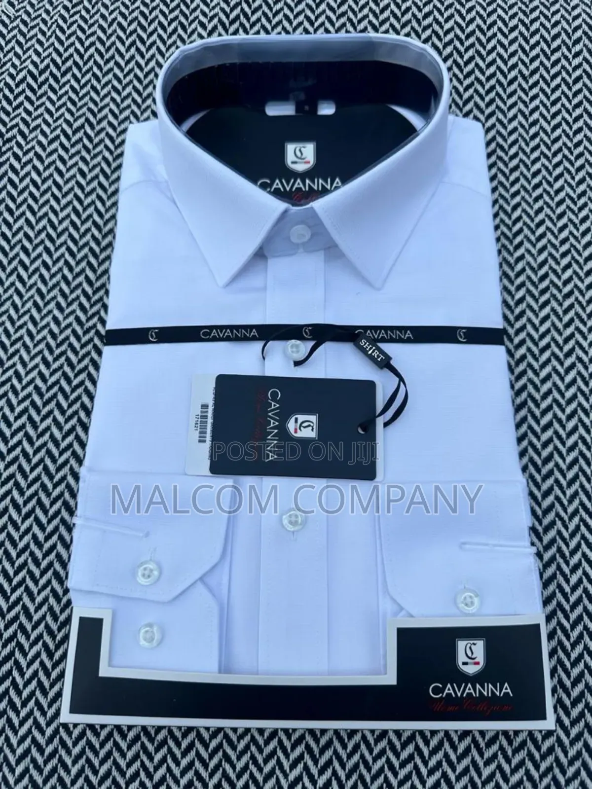 Men Classic Formal Shirts.