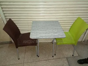 Reading Table With 2chairs