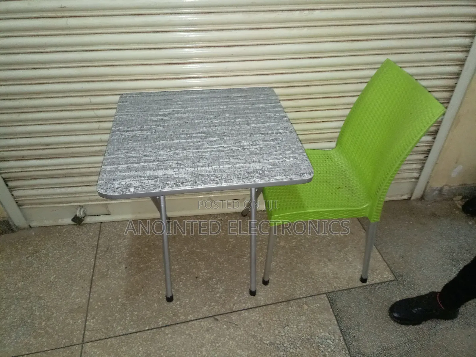 Foldablereading Table With 1 Chair