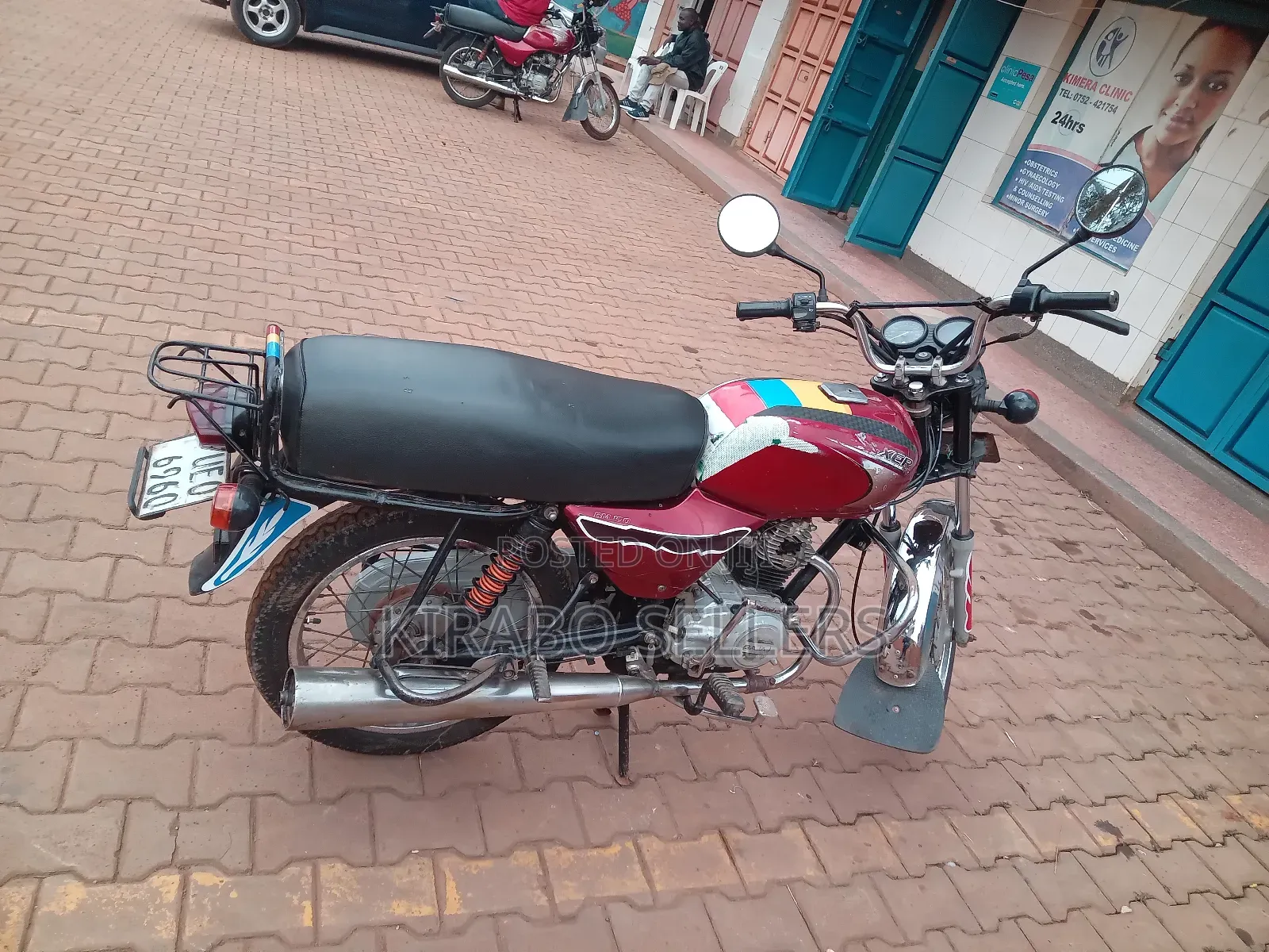Bajaj Boxer 100 2022 Red