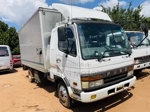 Fuso Baby Face Boxbody 1990