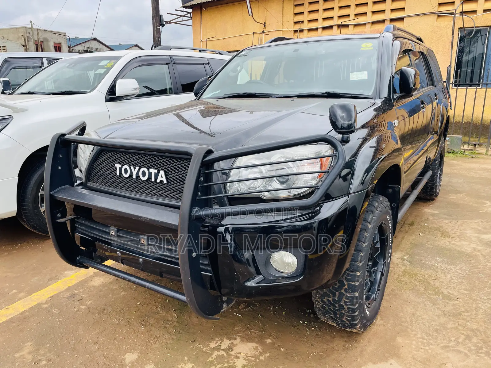 Toyota Hilux Surf 2009 Black