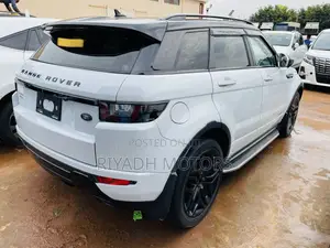 Land Rover Range Rover 3.0L Supercharged 2017 White