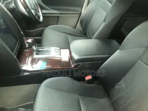 Toyota Mark X 2014