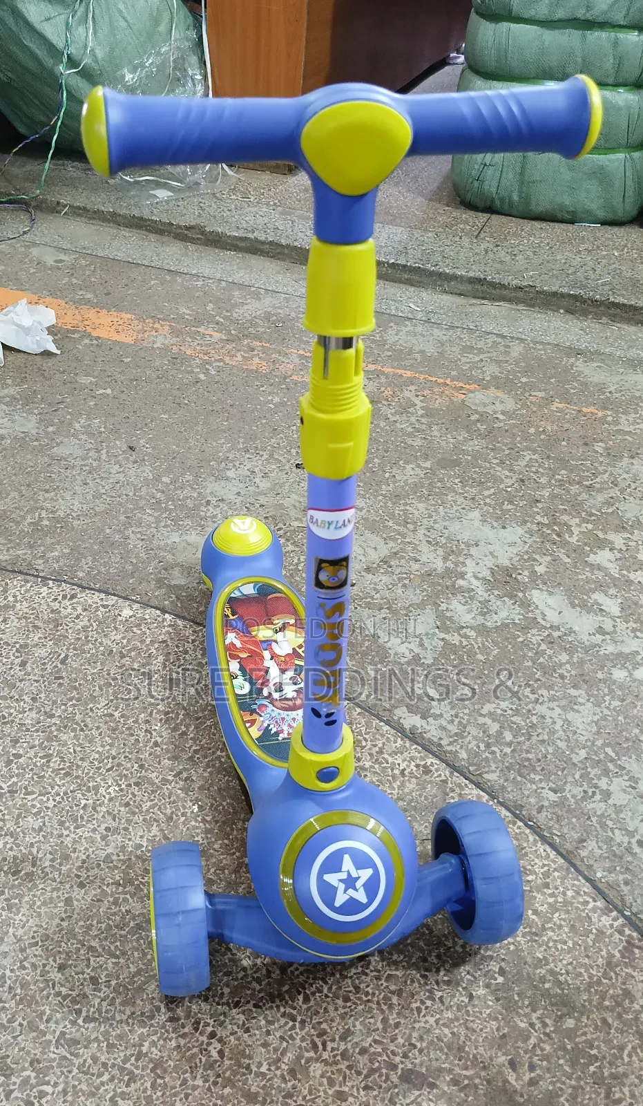 Mondi Scooter