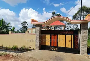 4bdrm Penthouse in Wakiso Senge~Kayunga for sale