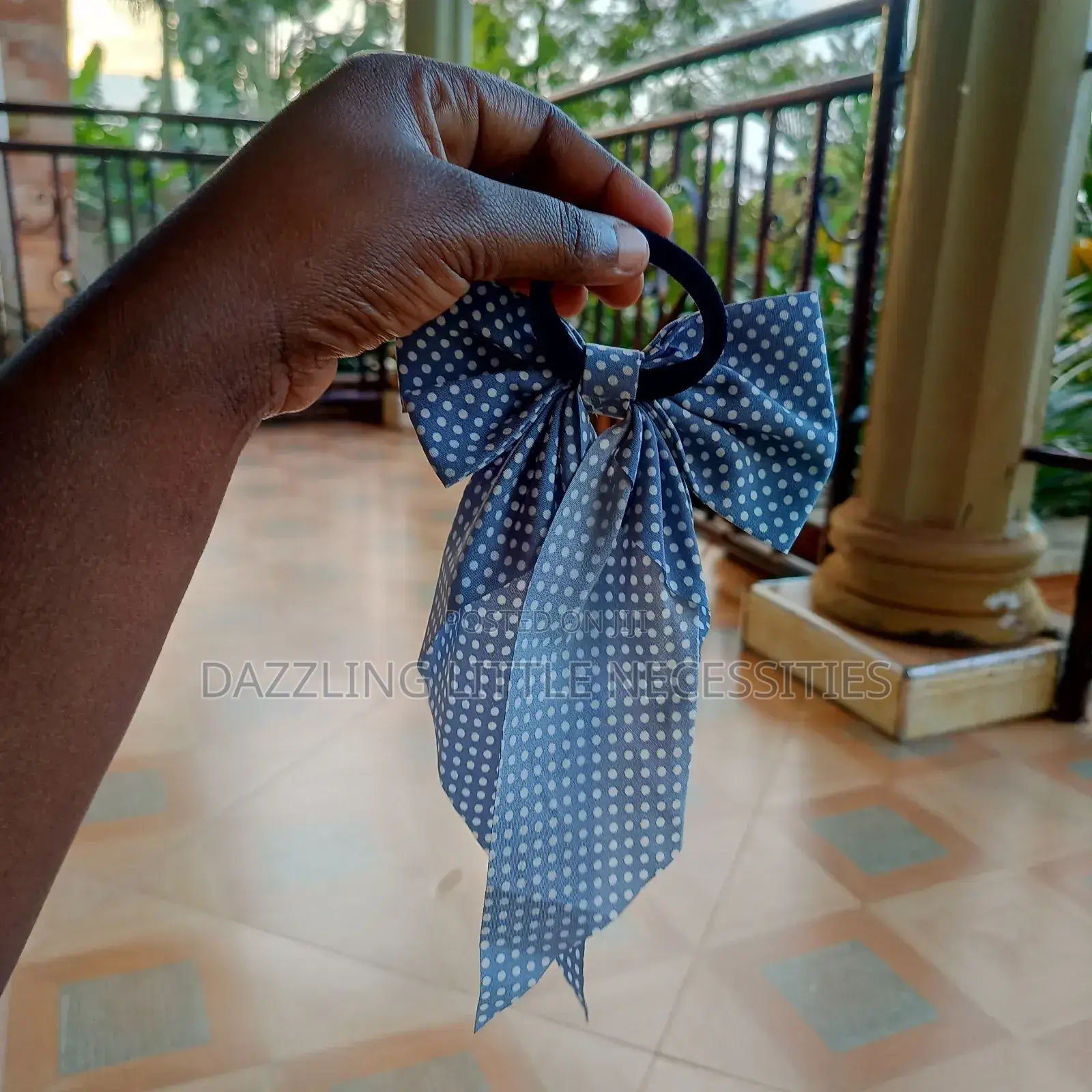 Polka Dot Puff Holder for Ladies