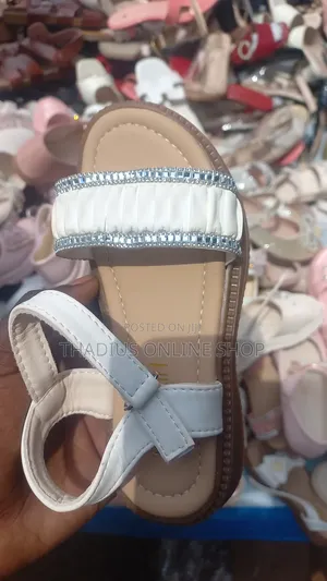 Girls Classic Open Shoes