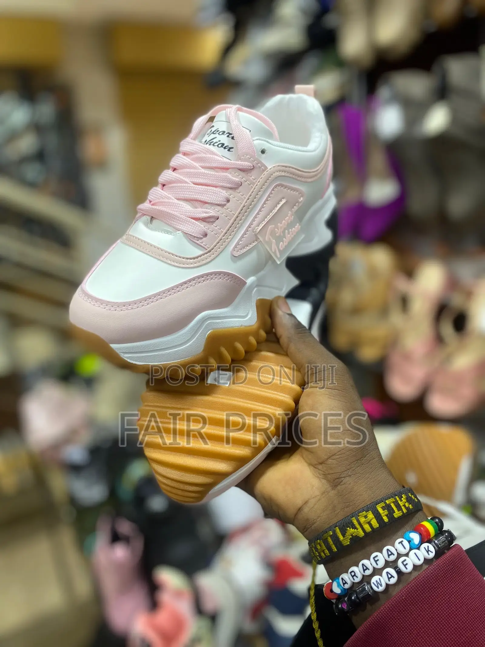 Women’S Converse Sneakers