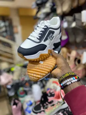 Women’S Converse Sneakers