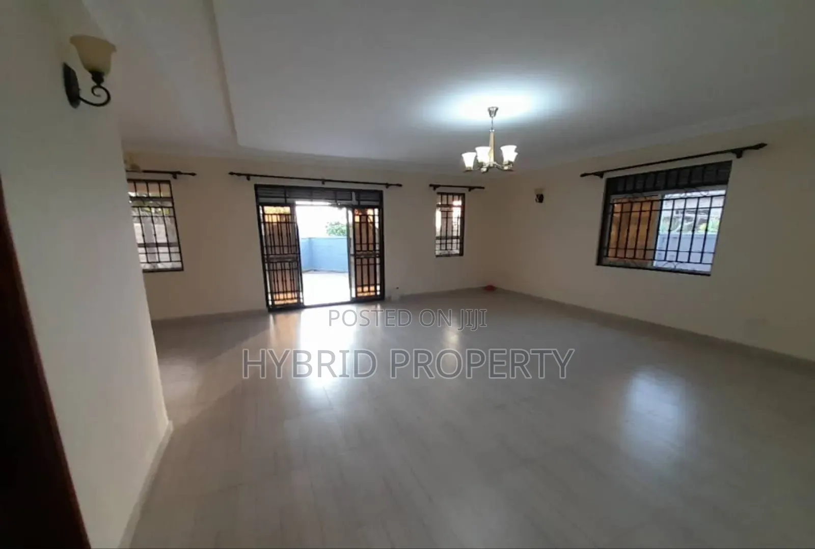 3bdrm House in Kira~Bulindo Along for sale