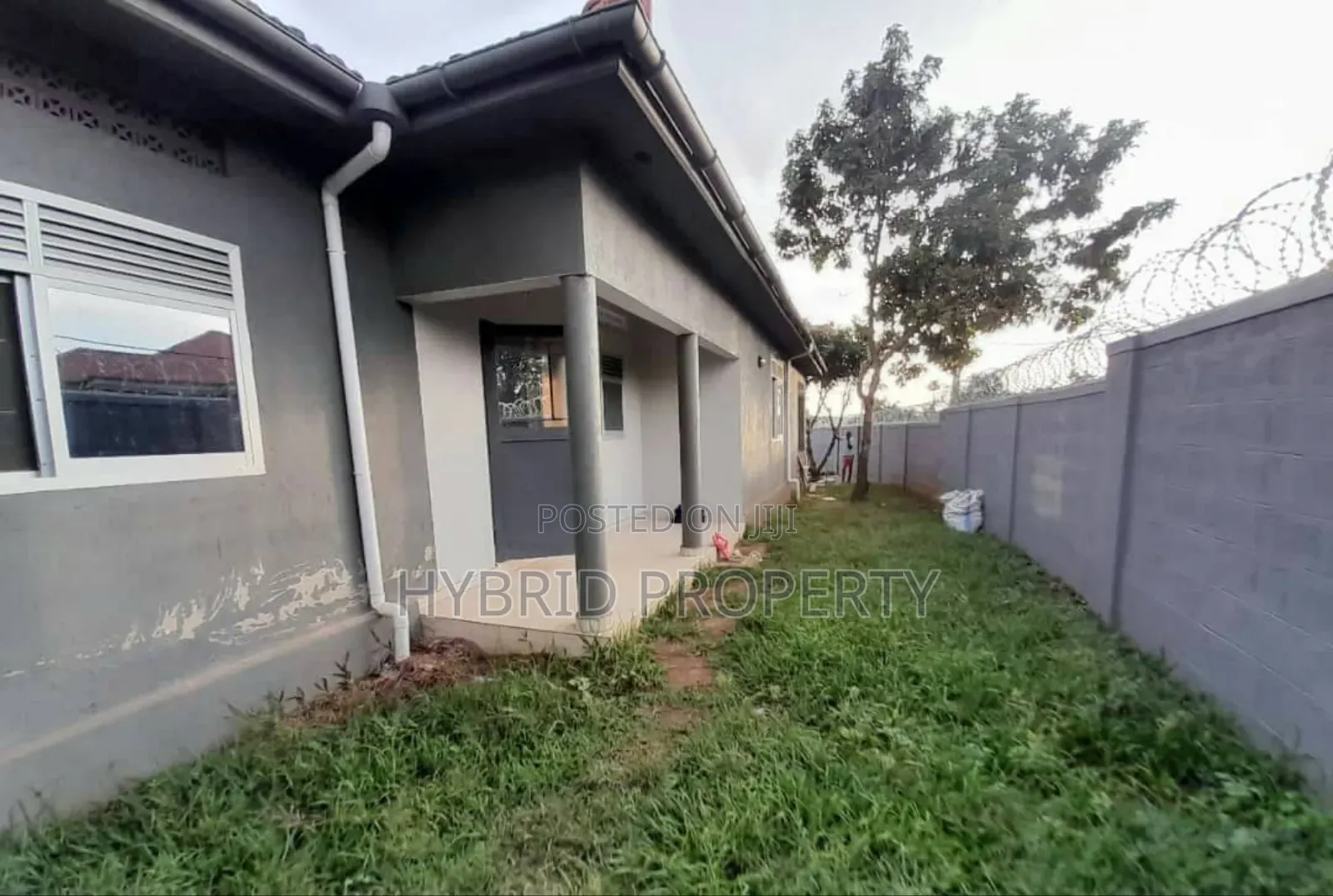 3bdrm House in Kira~Bulindo Along for sale