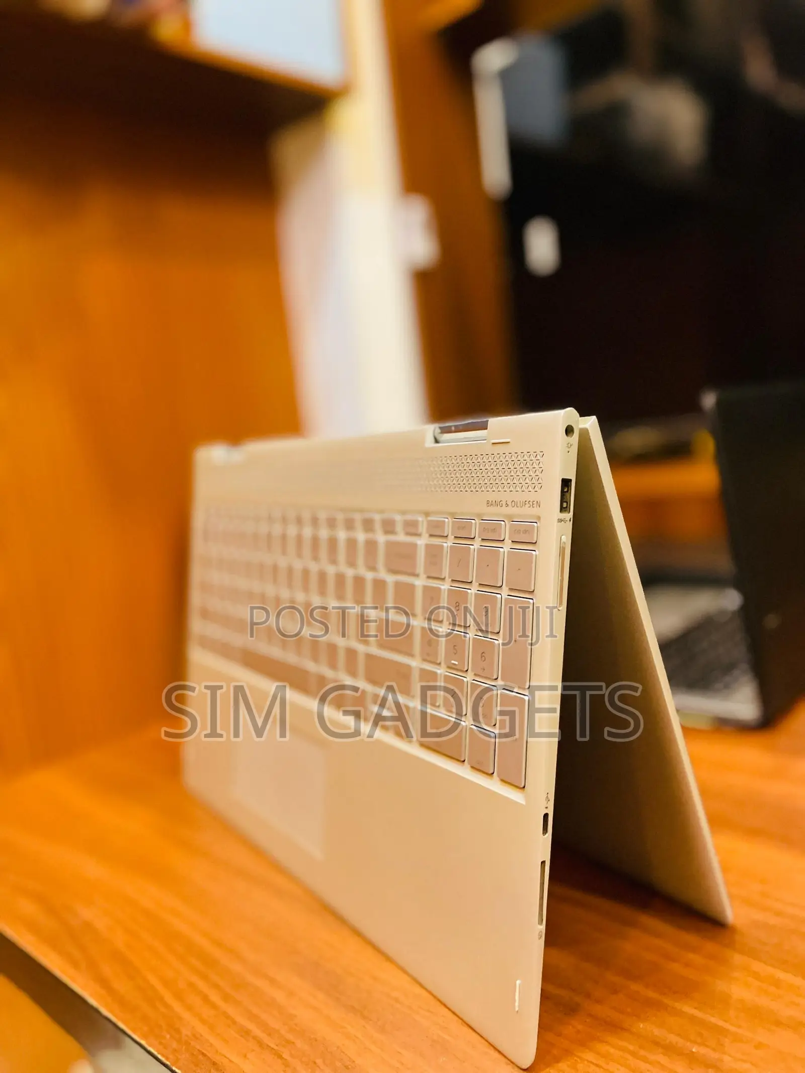 Laptop HP Envy X360 15t 16GB Intel Core I7 SSD 256GB