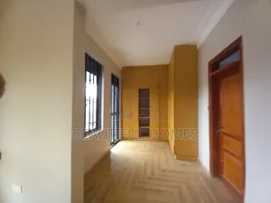 Furnished 4bdrm Villa in Kira Wealthy for sale