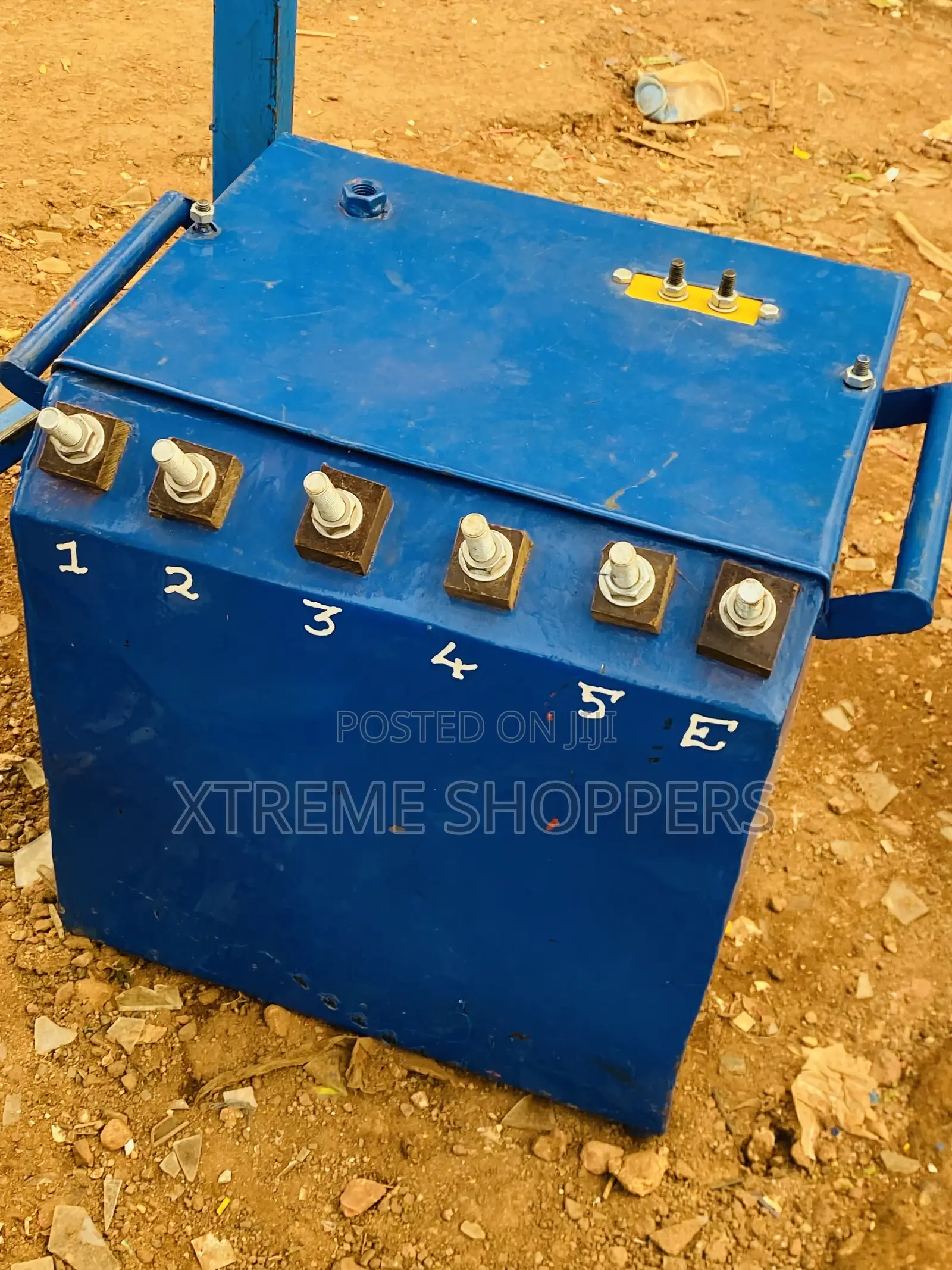 Extremely Perfect Work /Blue Welding Machine