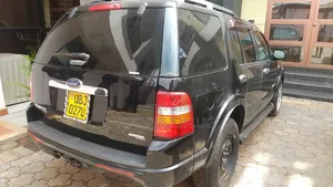 Ford Explorer 2006 Black