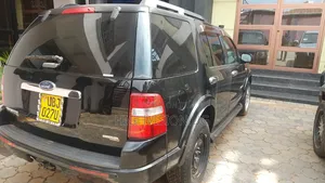 Ford Explorer 2006 Black
