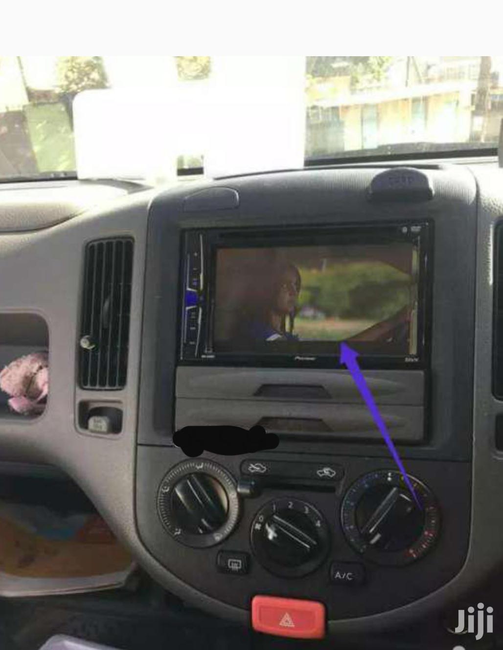 Car Radio Pioner Avh. 205bt