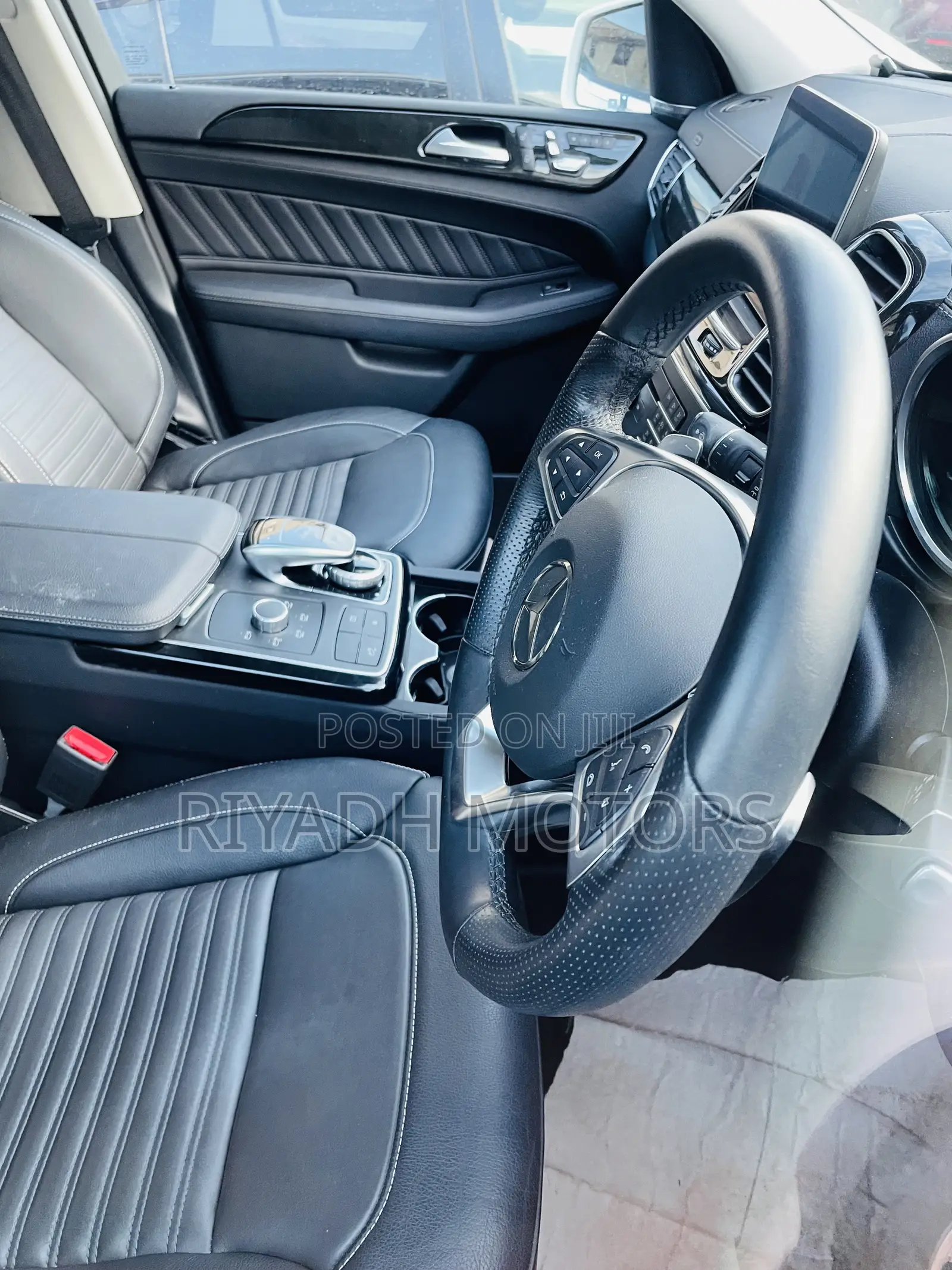 Mercedes-Benz GLE-Class GLE 350d 4MATIC 2016 White