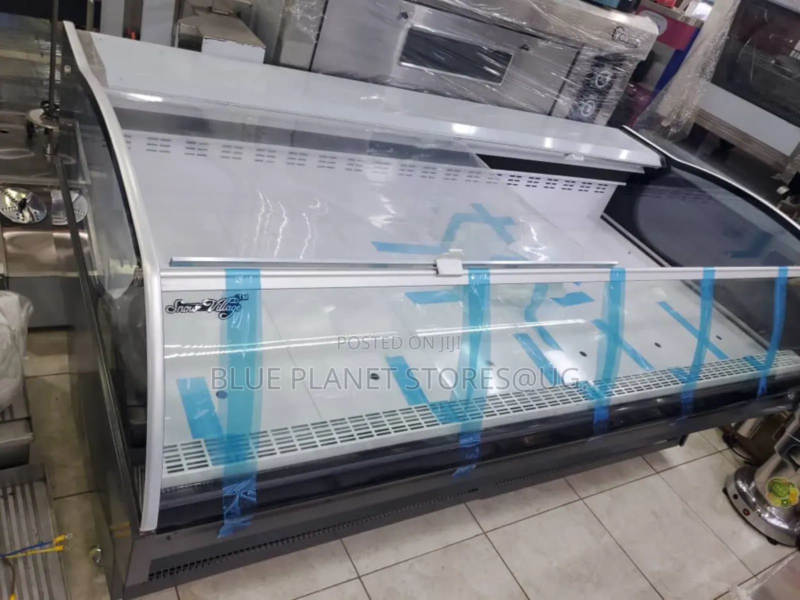 SNOW VILLAGE Meat Display Chillers \\ COMMERCIAL USE.